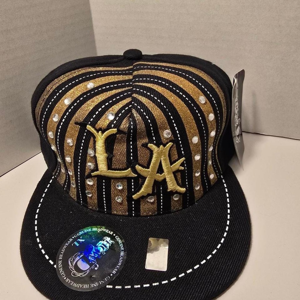 0057NWT HOWD Black & Gold LA size XL ball‎ caps.